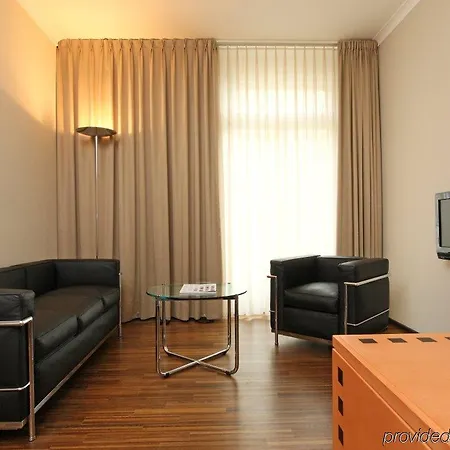 Art Deco Elite Hotel