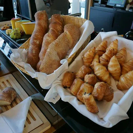 Glandon Elite 4* Bienne