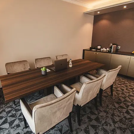 Art Deco Elite 4*