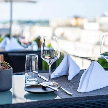 Art Deco Elite Szálloda 4*