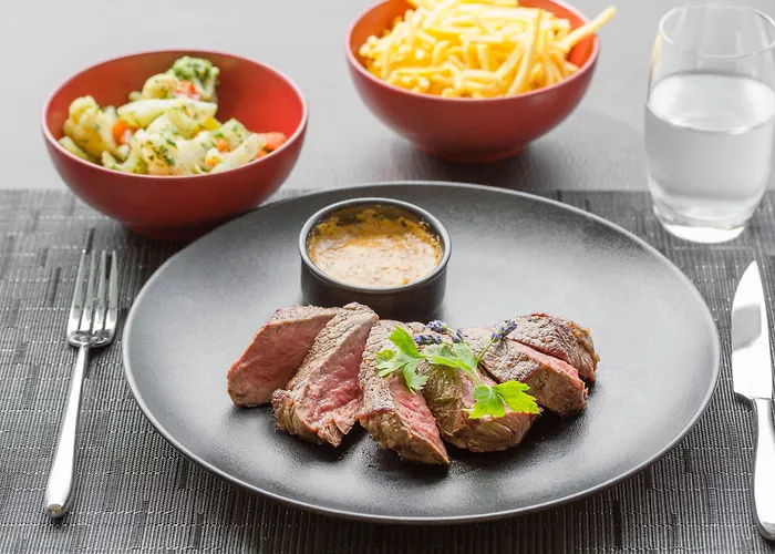 Glandon Elite Отель Биль