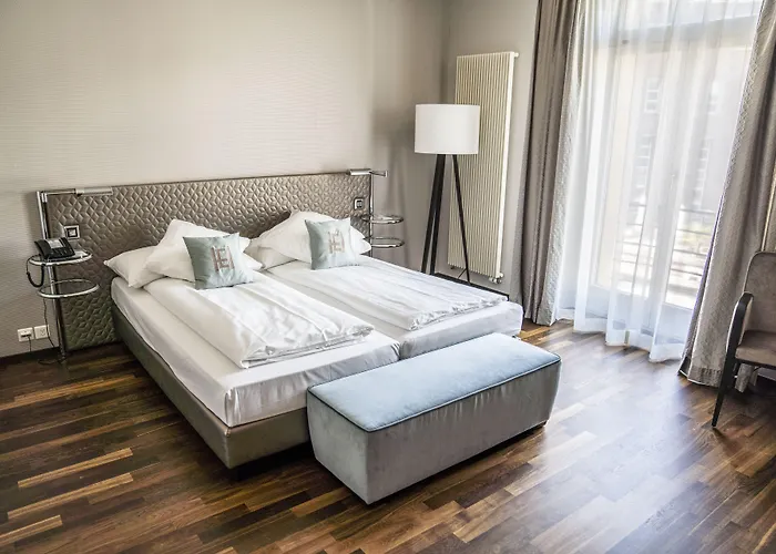 Glandon Elite Hotel 4*