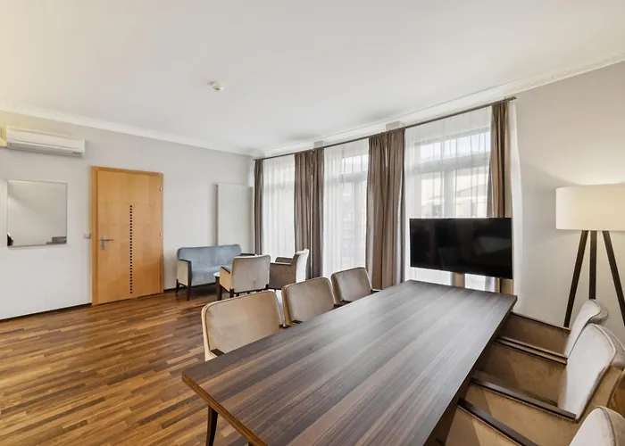 Glandon Elite 4* Biel