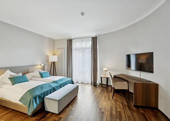 Glandon Elite Hotel 4*