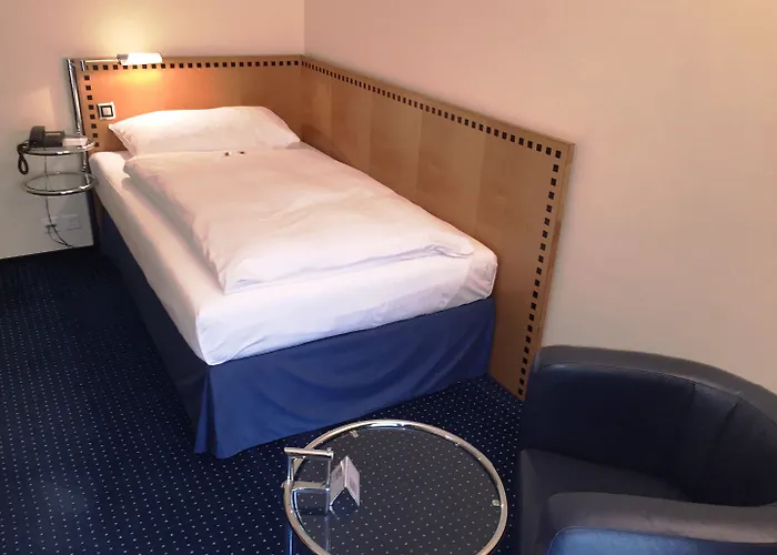 Glandon Elite Μπίελ/Μπιένε