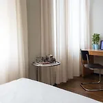Glandon Elite Hotel 4*