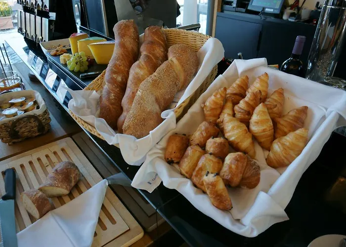 Glandon Elite 4* ביאל